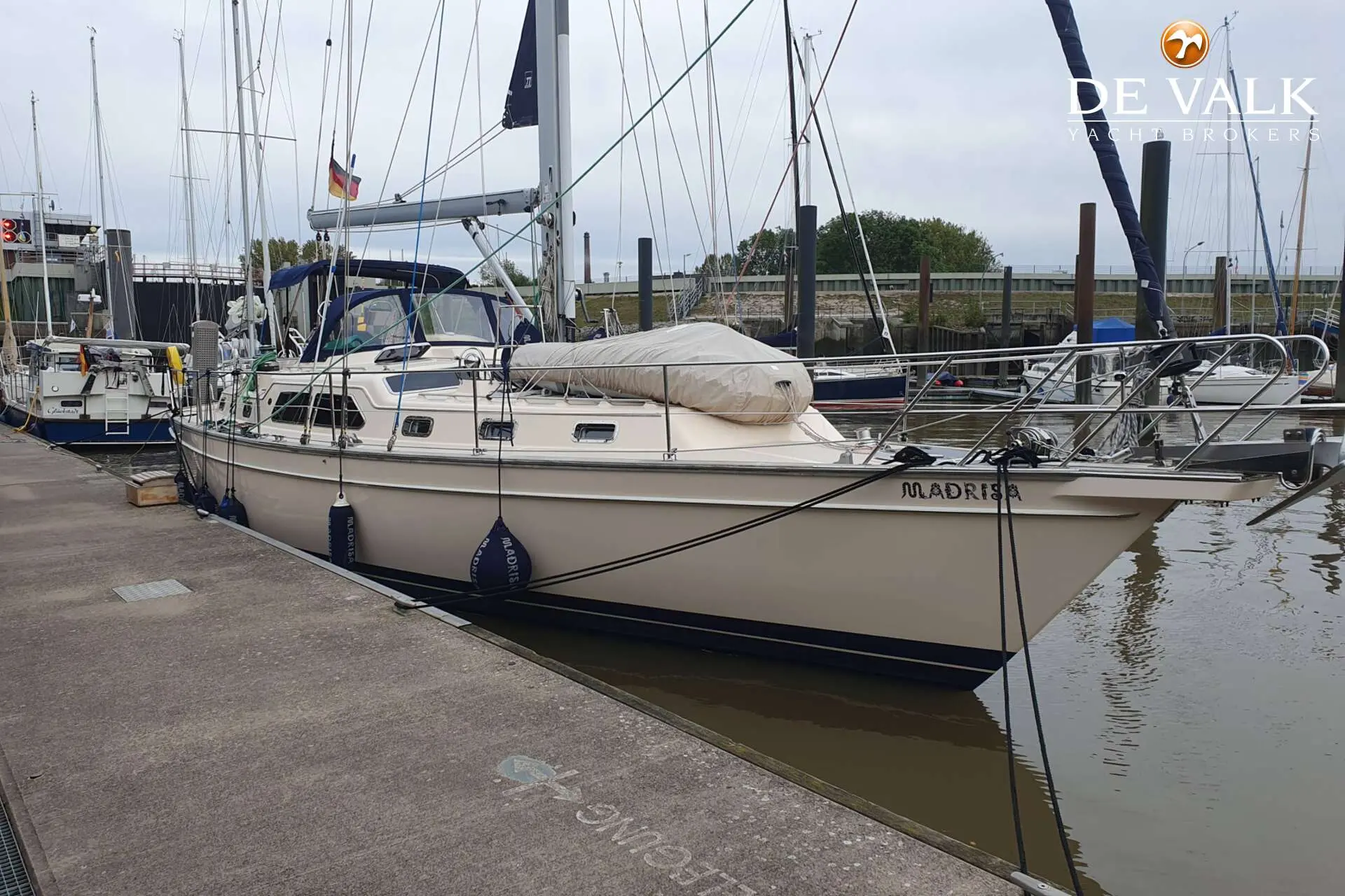 2003 Island Packet 485