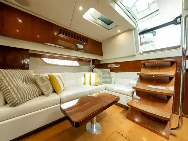 Sea Ray 43 Sundancer