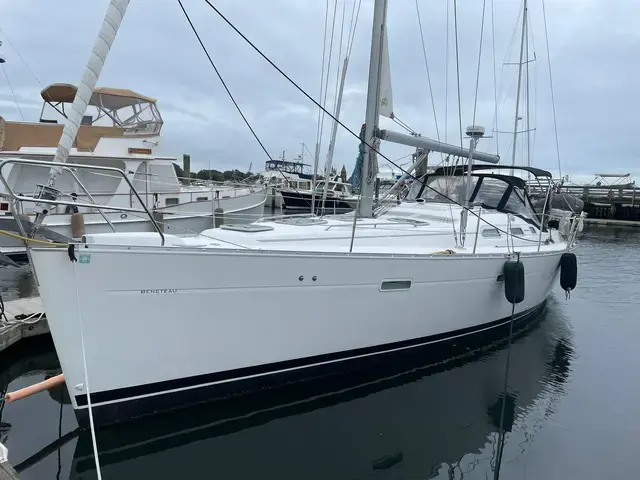 Beneteau Oceanis Clipper 393