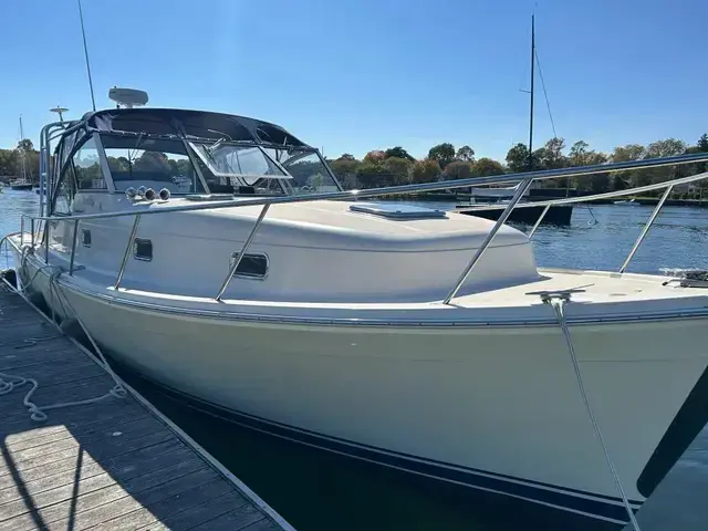 Mainship Pilot 34