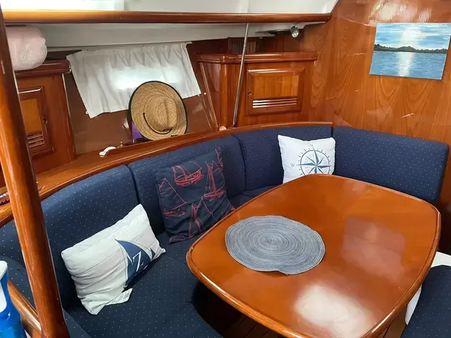 Beneteau Oceanis Clipper 393