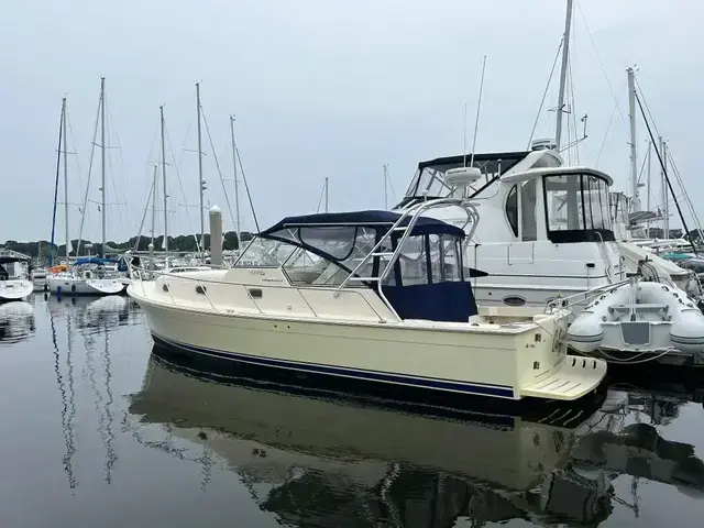 Mainship Pilot 34