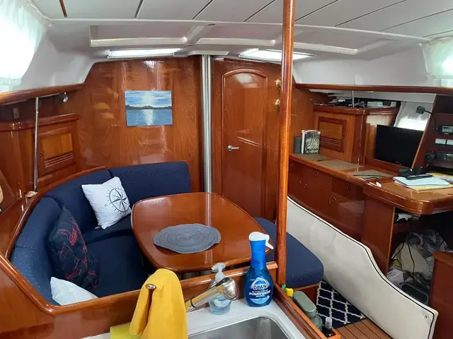 Beneteau Oceanis Clipper 393