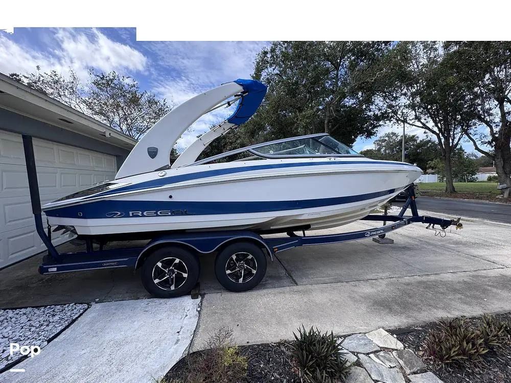 2015 Regal 2100 bowrider