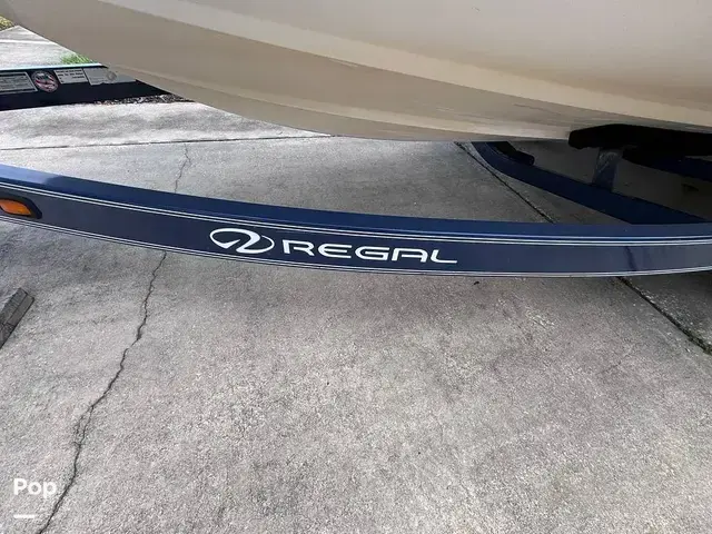 Regal 2100 Bowrider