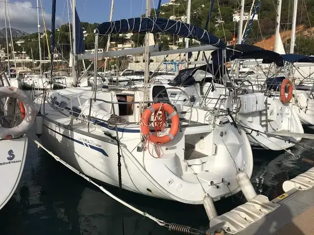 Bavaria 33 Cruiser