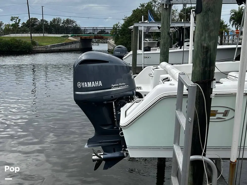 2015 Sea Hunt ultra 235