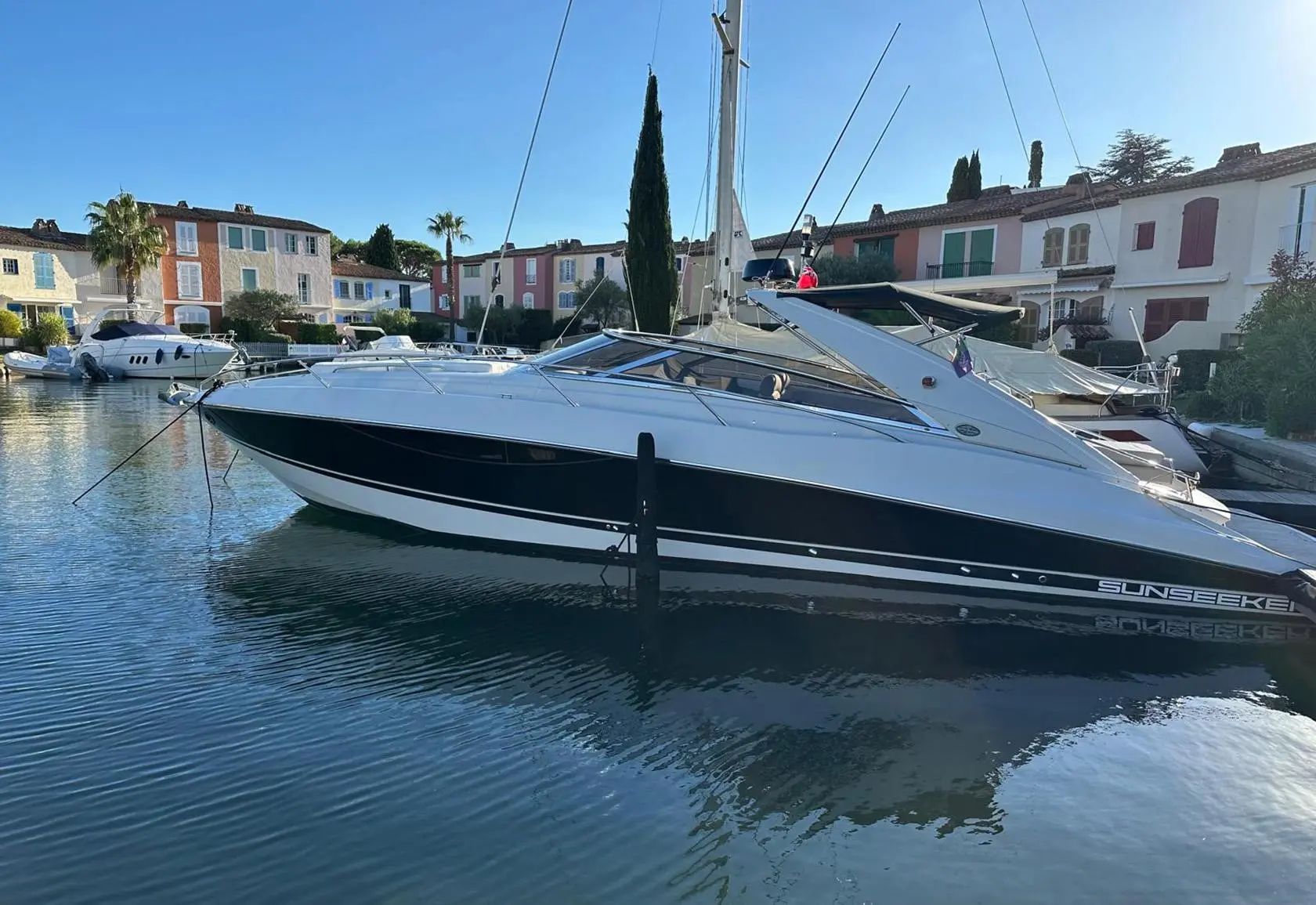 2007 Sunseeker superhawk 43