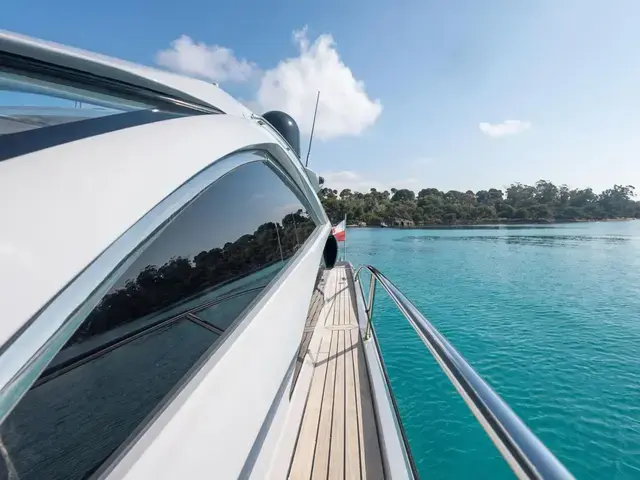 Sunseeker Predator 68