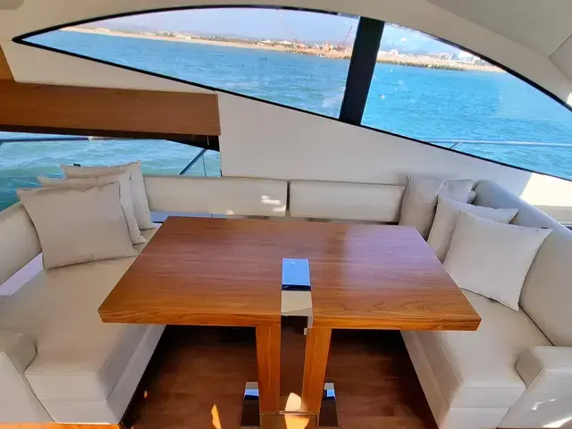 Sunseeker Manhattan 53