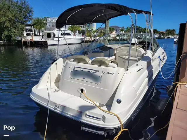 Sea Ray 240 Sundancer