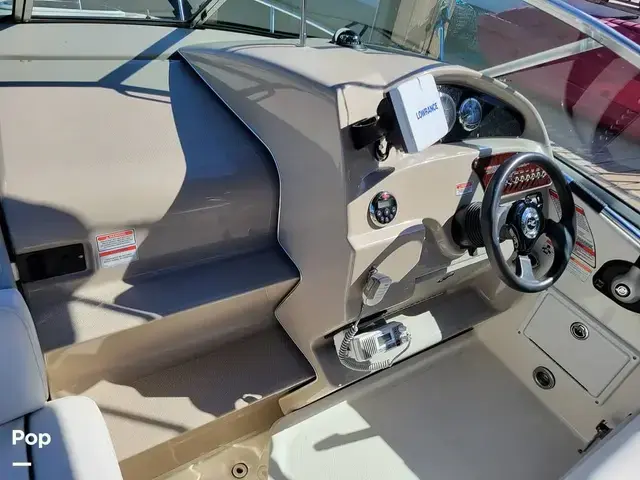 Sea Ray 240 Sundancer