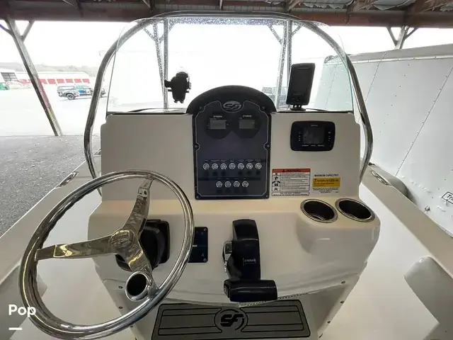 Sea Fox 206 Commander