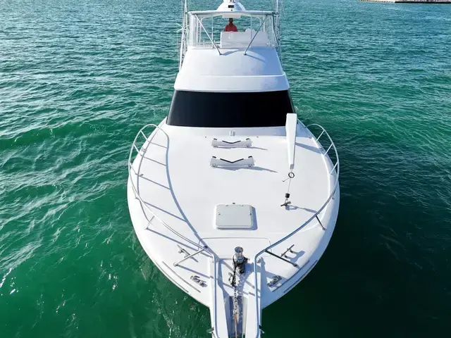 Hatteras Gt 54