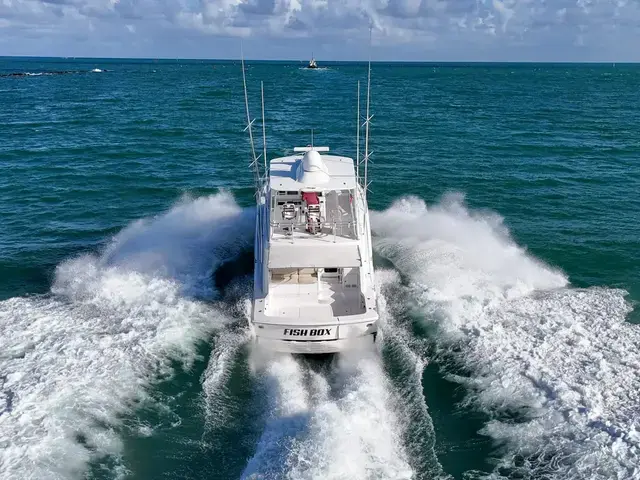 Hatteras Gt 54