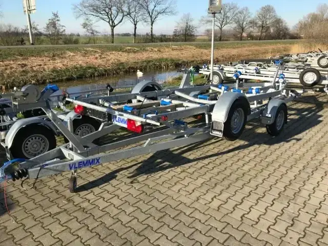 Vlemmix boot trailers Diversen trailers uit voorraad Leverbaar