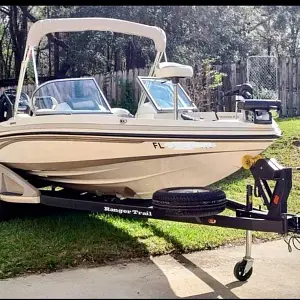 2019 Ranger Boats Reata 212 LS