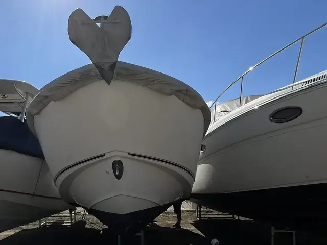 Boston Whaler 270 Outrage