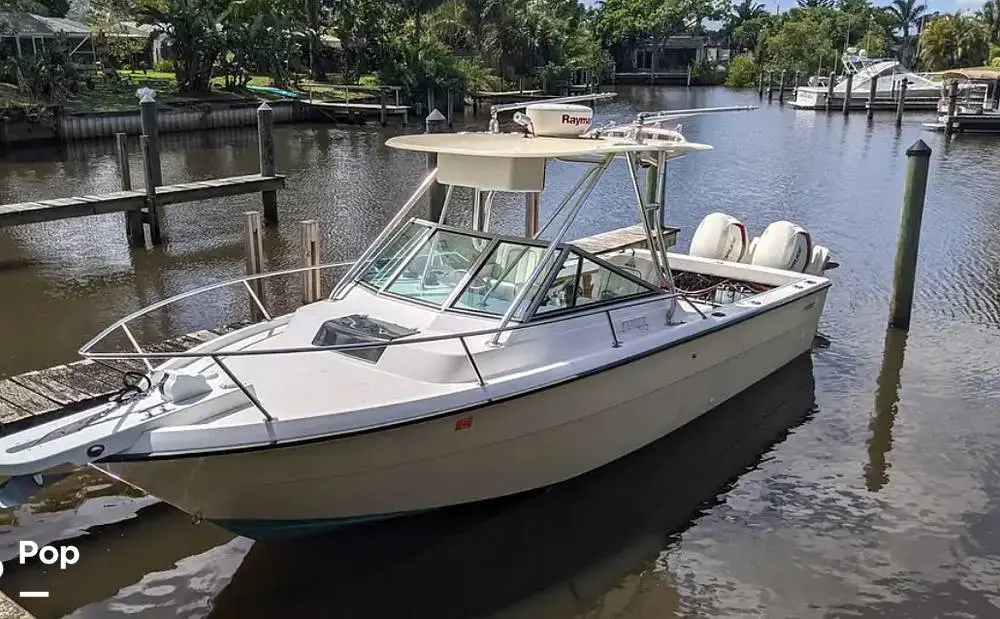 1983 Pursuit tiara 2500