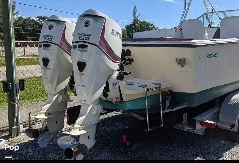 1983 Pursuit tiara 2500