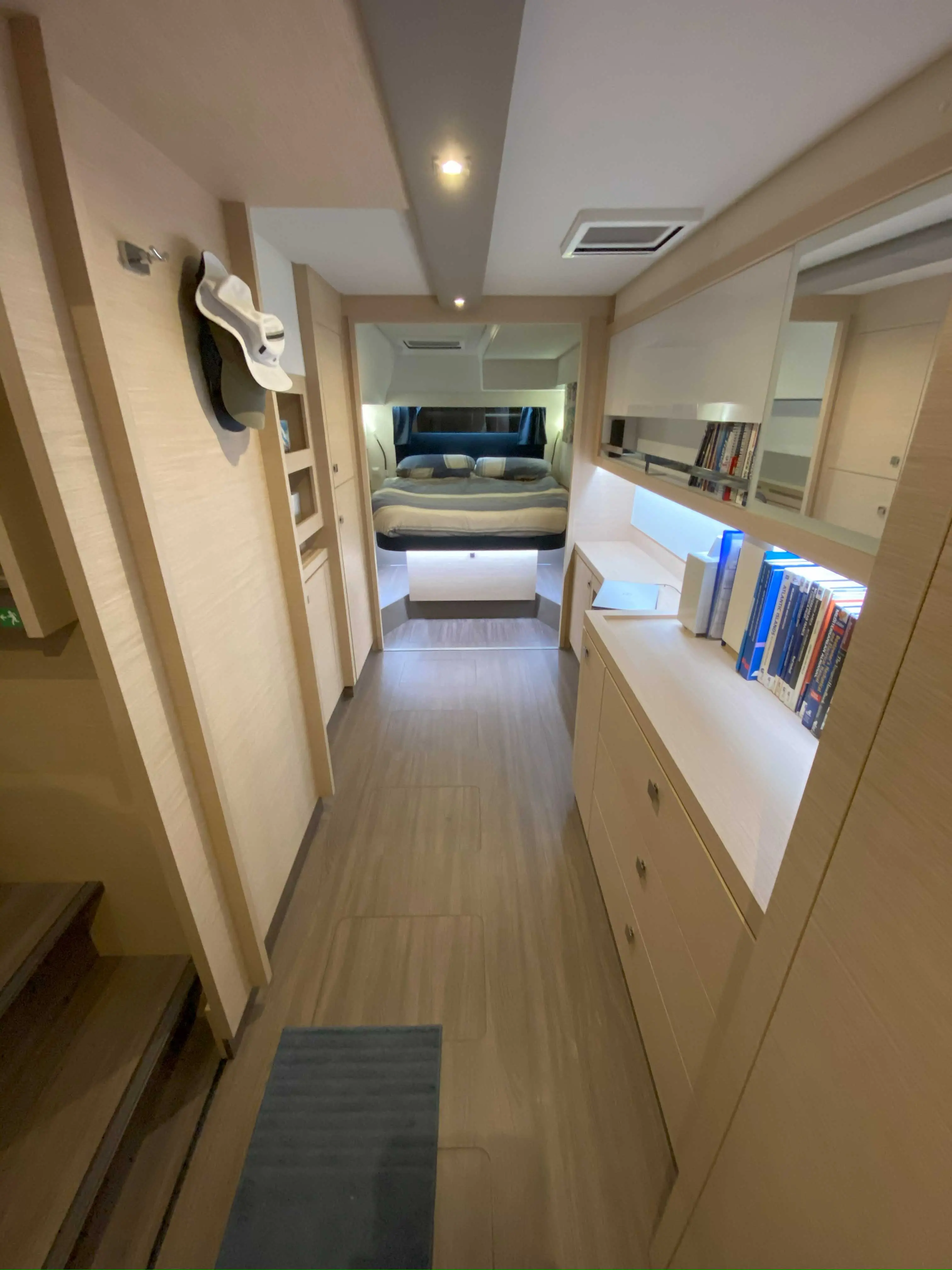 2019 Fountaine Pajot saona 47