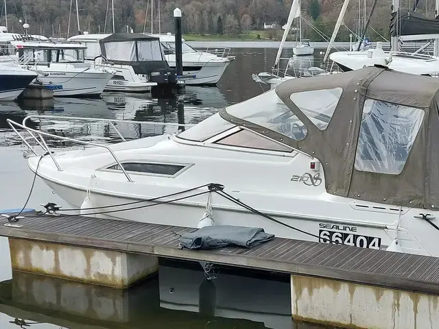 Sealine 210