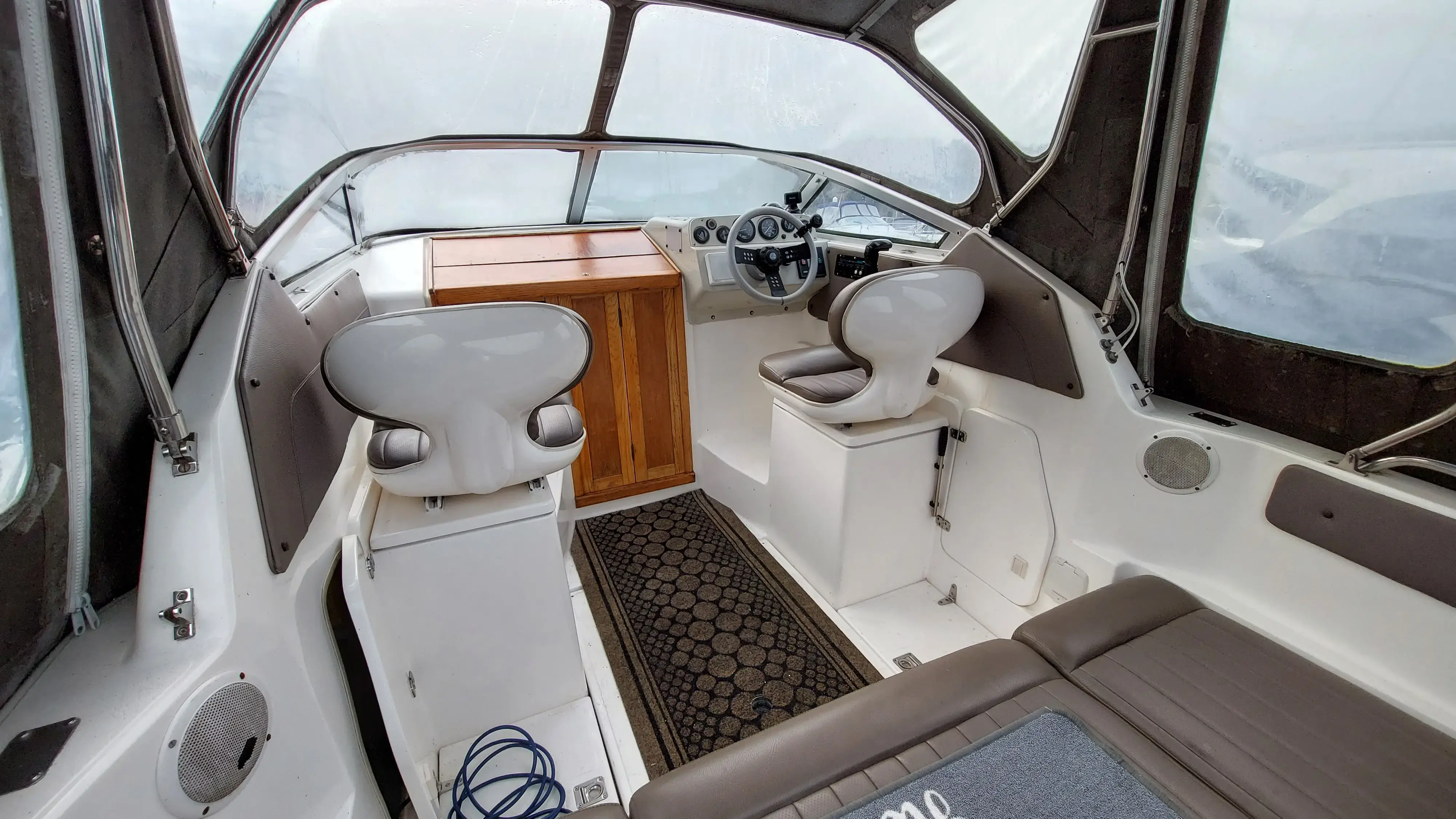 1994 Sealine 210