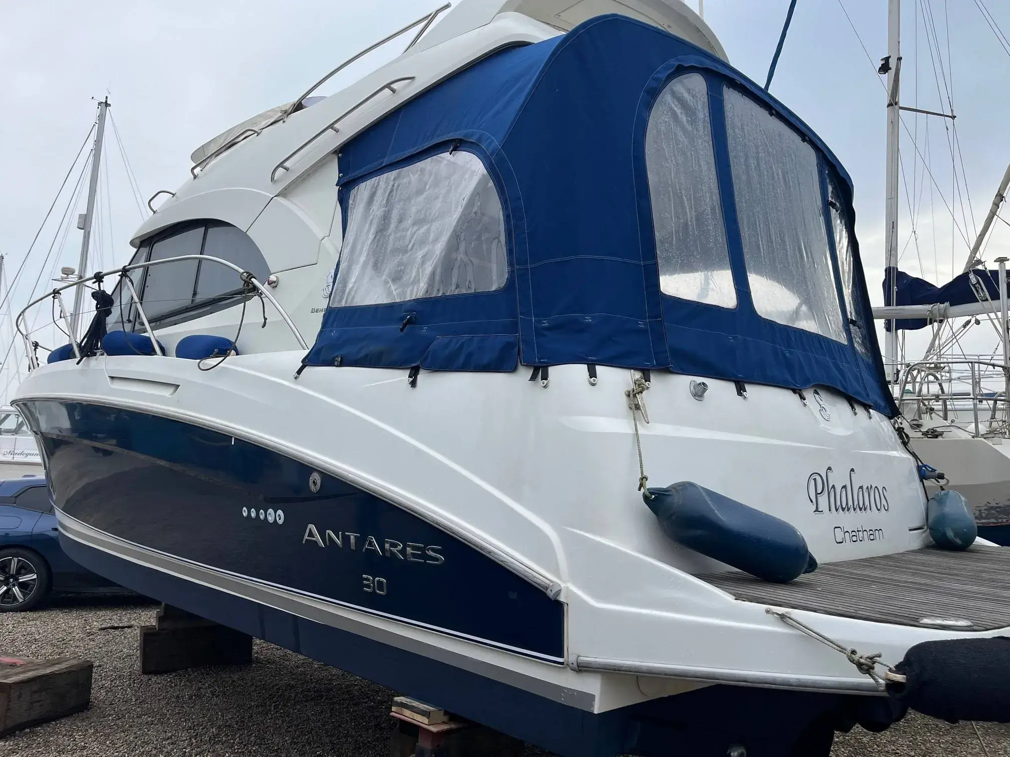 2011 Beneteau antares 30