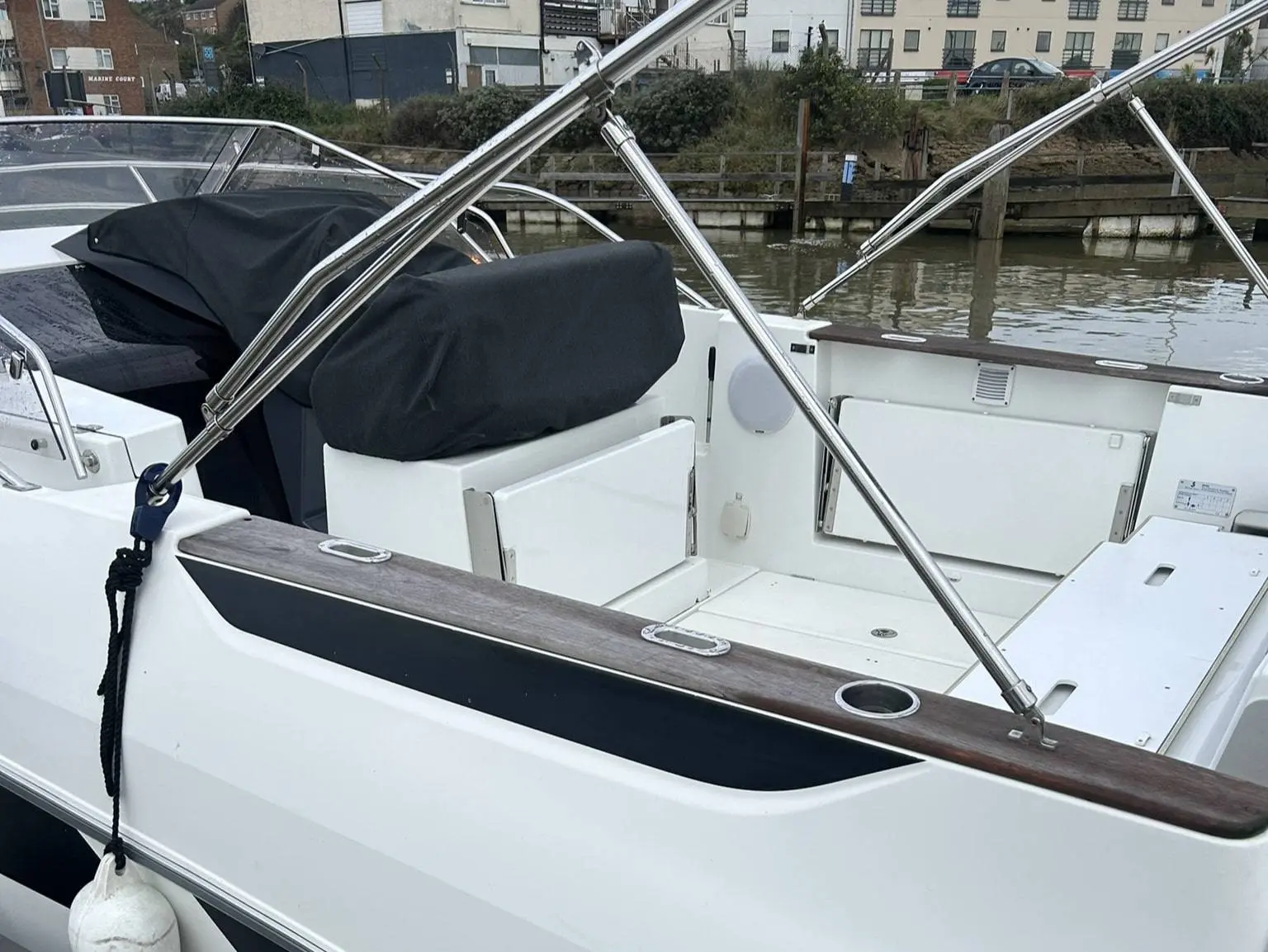 2020 Beneteau flyer 8.8