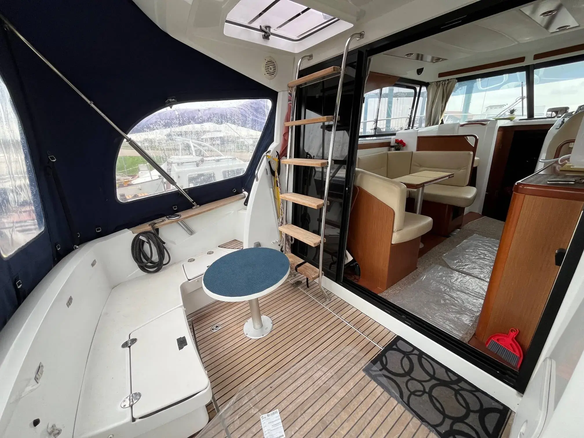 2011 Beneteau antares 30