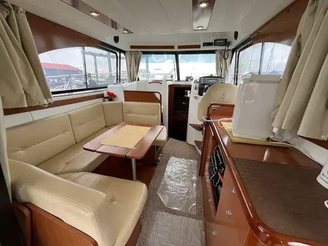 Beneteau Antares 30