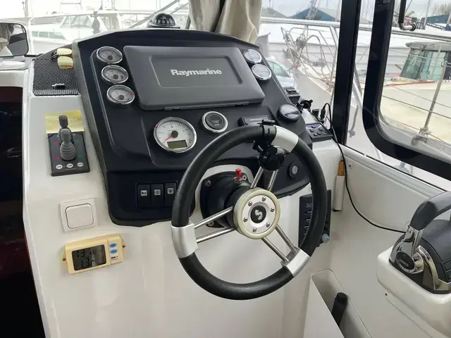 Beneteau Antares 30