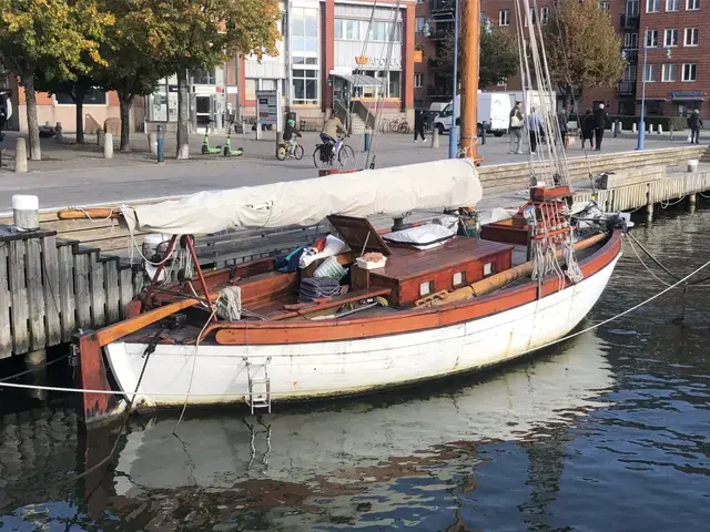 Classic Swedish Pilot Cutter