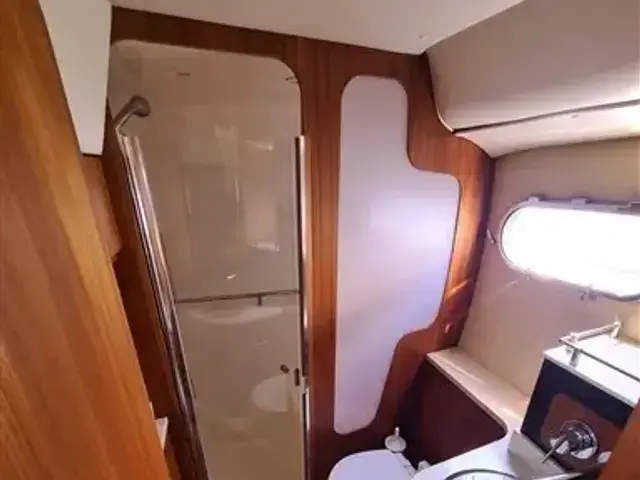 Tiara Yachts 3900 Sovran