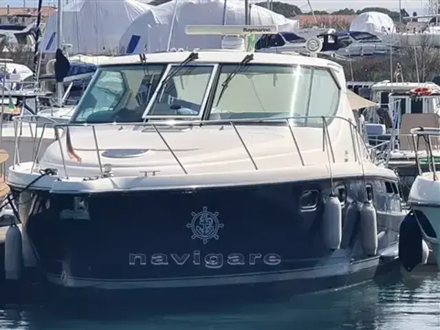 Tiara Yachts 3900 Sovran