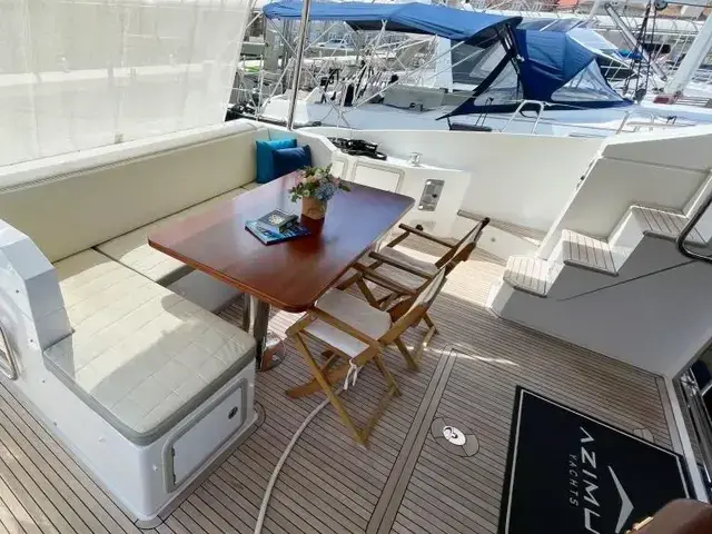 Azimut Flybridge 66