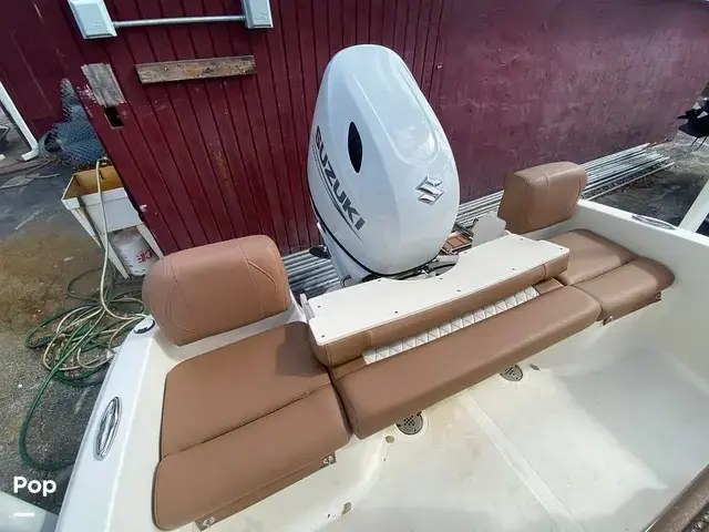 Pioneer Islander 180