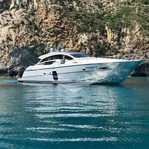 2008 Pershing 72