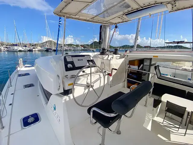 Lagoon 42