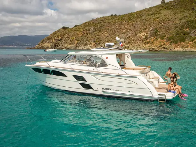 Marex Cabriolet Cruiser 360