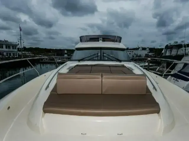 Prestige 550