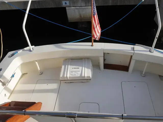 Hatteras 53 Yacht Fisherman