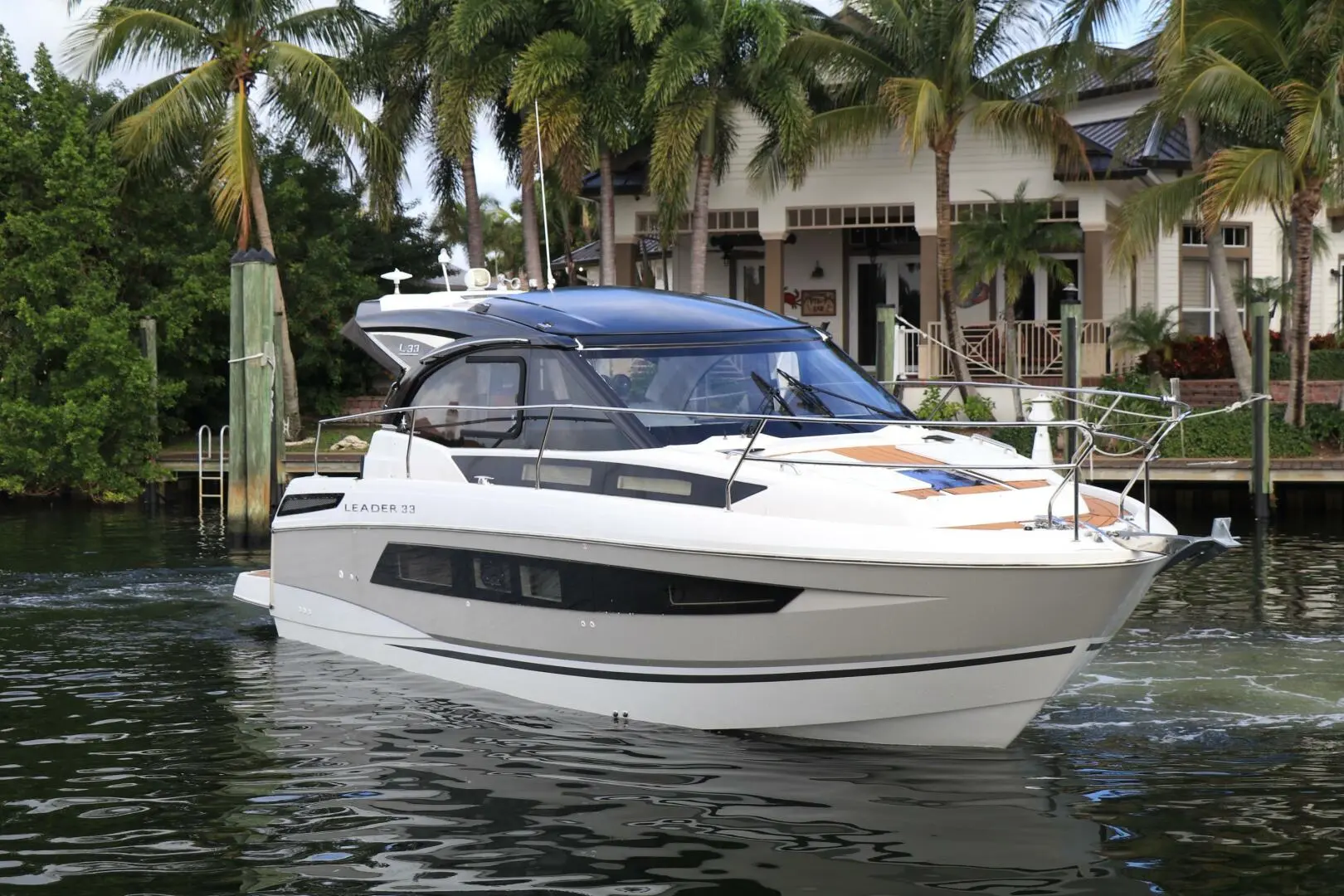 2019 Jeanneau leader 33