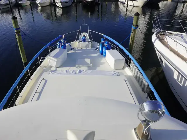 Hatteras 53 Yacht Fisherman