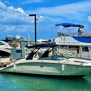 2018 Sea Ray 270 Sdx