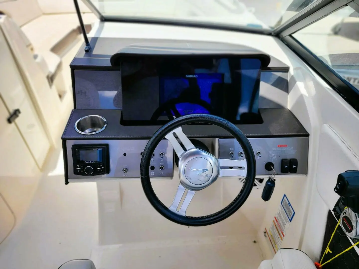 2018 Sea Ray 270 sdx