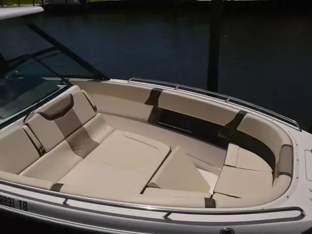 Chaparral 300 Osx