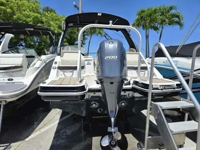 Chaparral 230 Suncoast