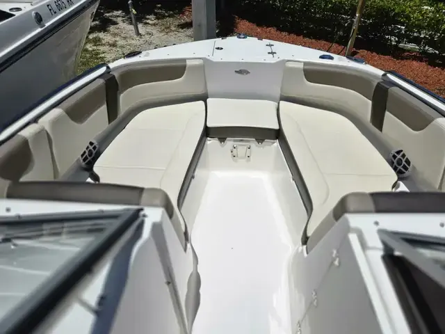 Chaparral 230 Suncoast