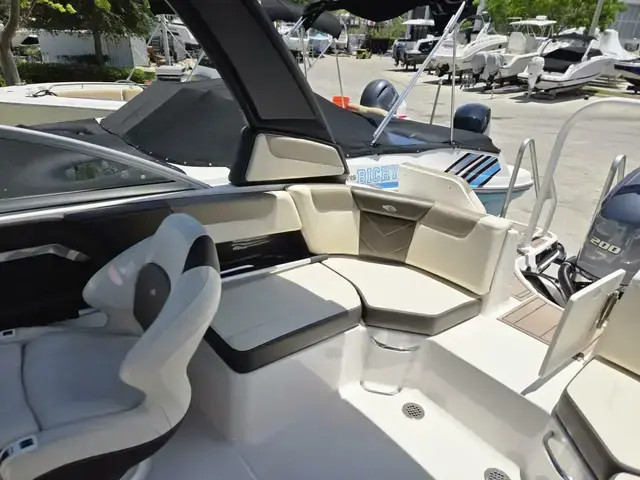 Chaparral 230 Suncoast